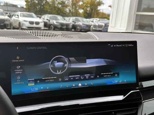 Photo of 2025 Gray Metallic BMW 530