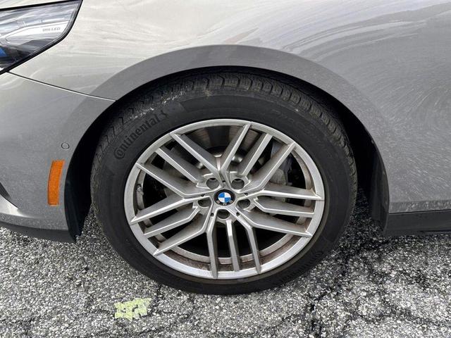 Photo of 2025 Gray Metallic BMW 530