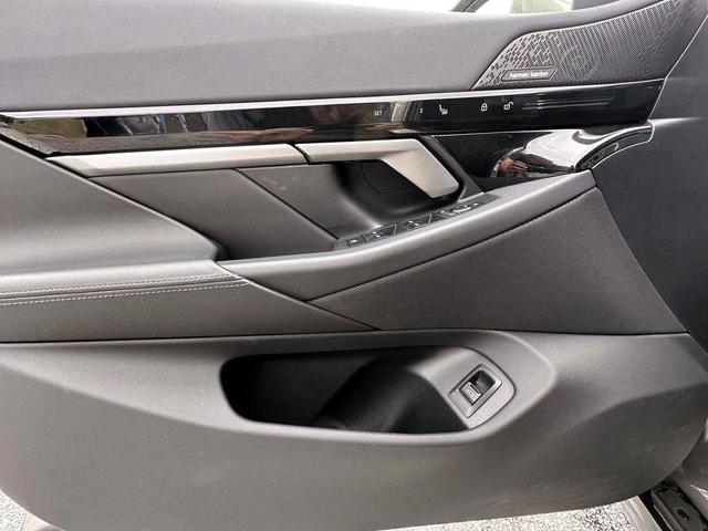 Photo of 2025 Gray Metallic BMW 530