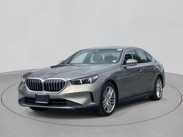 Photo of 2025 Gray Metallic BMW 530