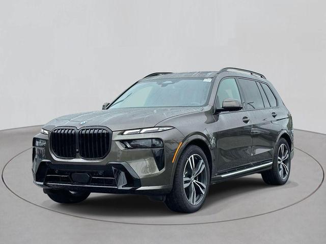 Photo of 2026 Manhattan Green Metallic BMW X7