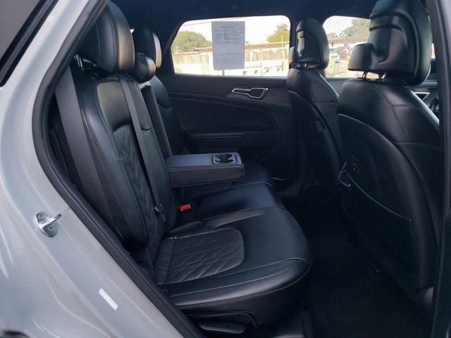 Photo of 2023 Wolf Gray Kia Sportage