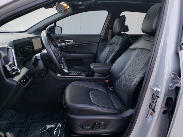 Photo of 2023 Wolf Gray Kia Sportage