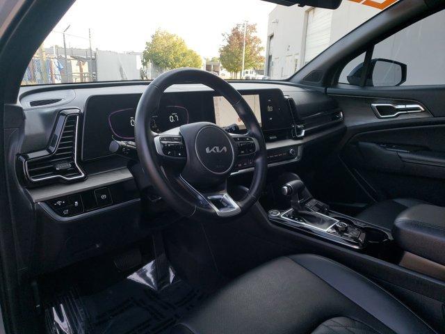 Photo of 2023 Wolf Gray Kia Sportage