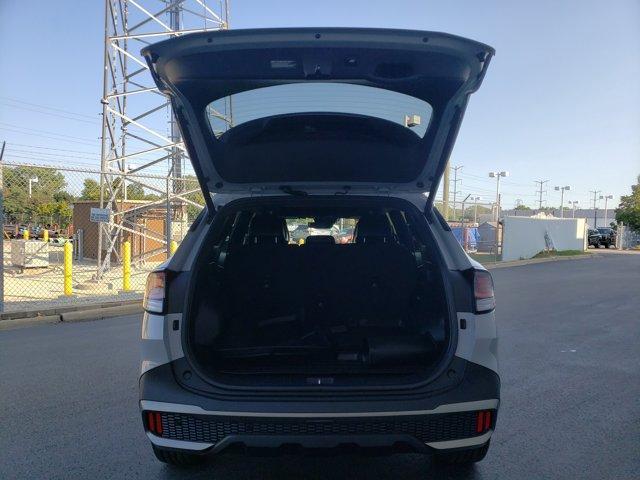 Photo of 2023 Wolf Gray Kia Sportage