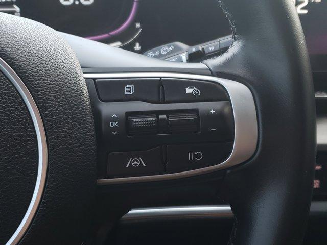 Photo of 2023 Wolf Gray Kia Sportage