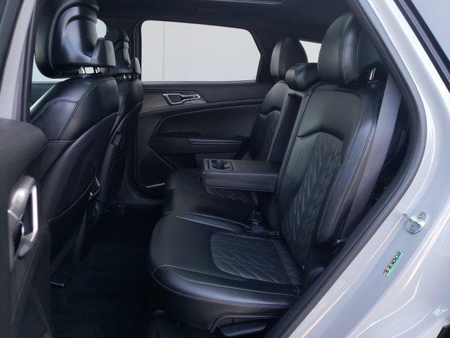 Photo of 2023 Wolf Gray Kia Sportage