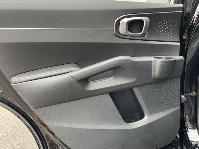 Photo of 2024 Ebony Black Kia Sorento