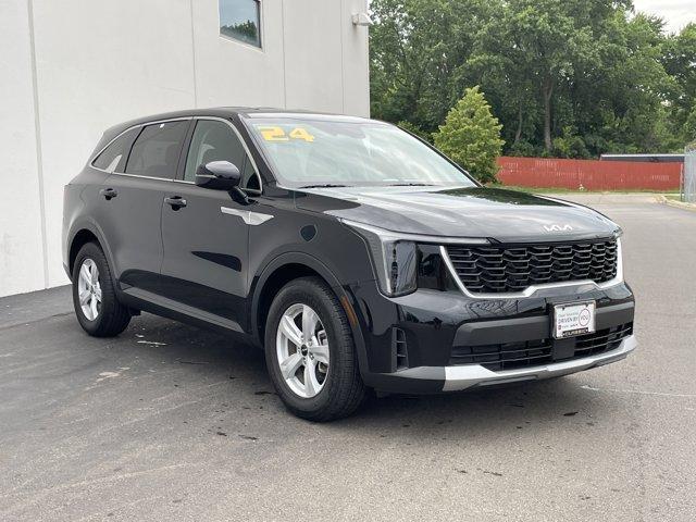 Photo of 2024 Ebony Black Kia Sorento