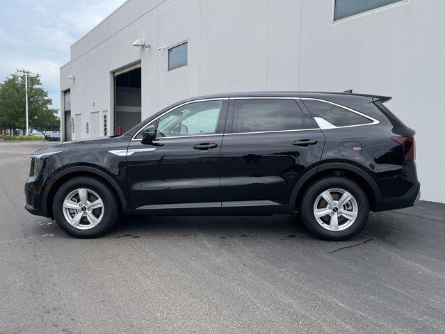 Photo of 2024 Ebony Black Kia Sorento