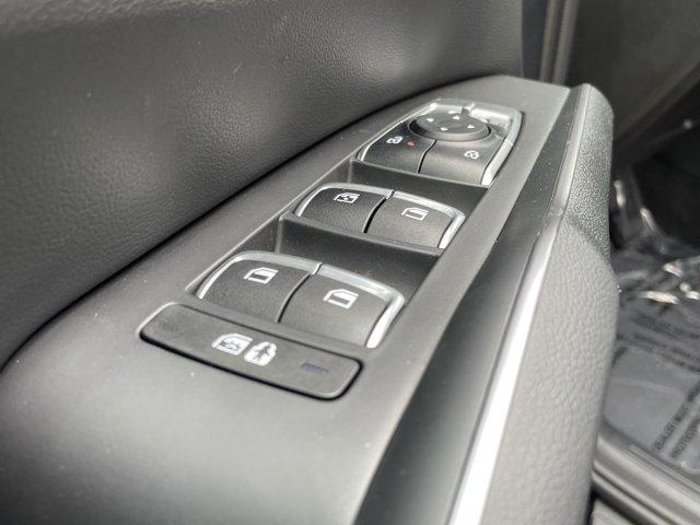 Photo of 2024 Ebony Black Kia Sorento