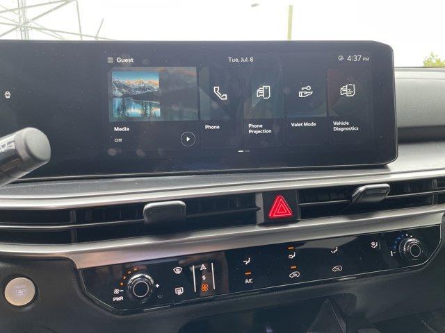 Photo of 2024 Ebony Black Kia Sorento