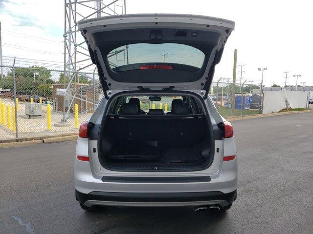 Photo of 2019 Molten Silver Hyundai TUCSON