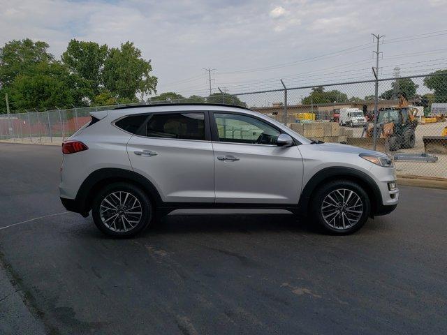Photo of 2019 Molten Silver Hyundai TUCSON