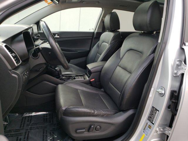 Photo of 2019 Molten Silver Hyundai TUCSON
