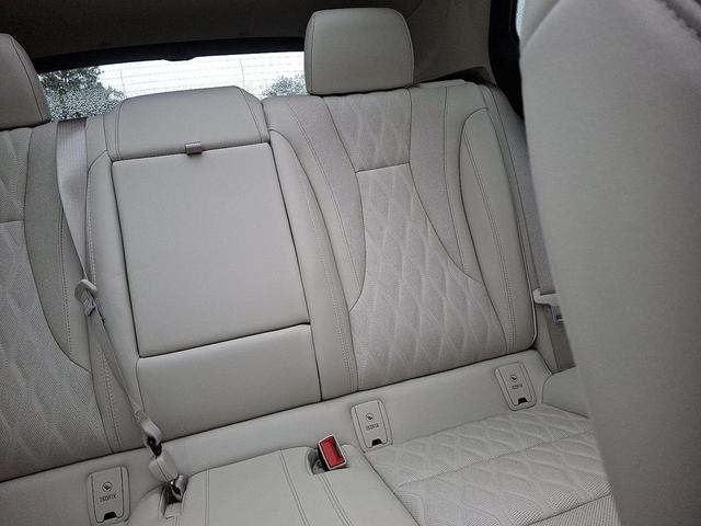 Photo of 2023 Sapphire Metallic Buick Envision