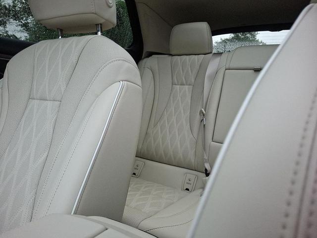 Photo of 2023 Sapphire Metallic Buick Envision