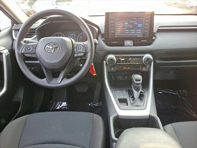Photo of 2022 Silver Sky Metallic Toyota RAV4