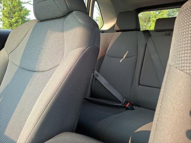 Photo of 2022 Silver Sky Metallic Toyota RAV4