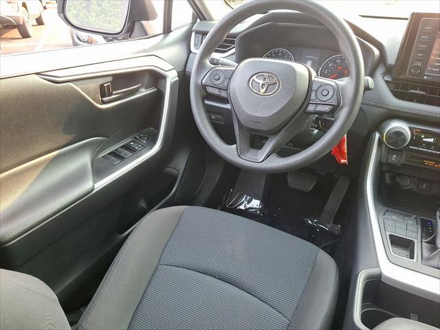 Photo of 2022 Silver Sky Metallic Toyota RAV4
