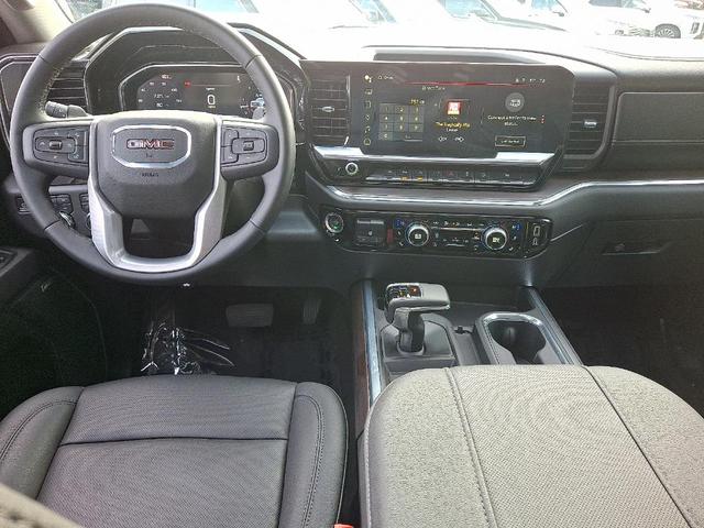 Photo of 2024 Summit White GMC Sierra 1500