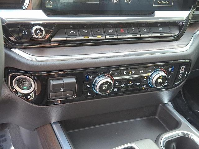 Photo of 2024 Summit White GMC Sierra 1500