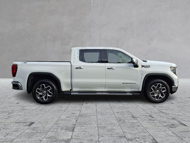 Photo of 2024 Summit White GMC Sierra 1500