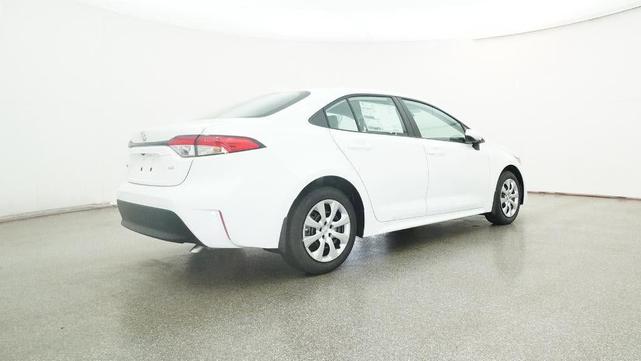 Photo of 2025 Ice Cap Toyota Corolla