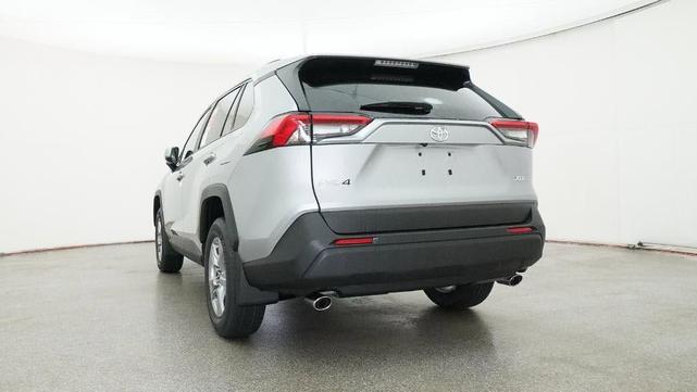 Photo of 2025 Silver Sky Metallic Toyota RAV4