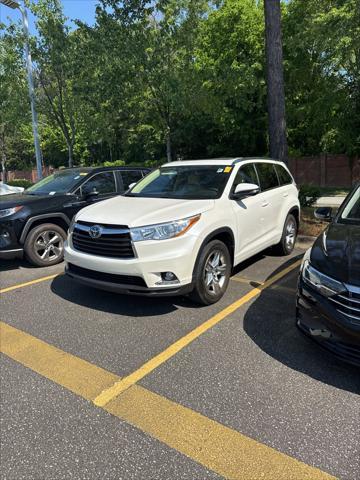 2016 Toyota Highlander
