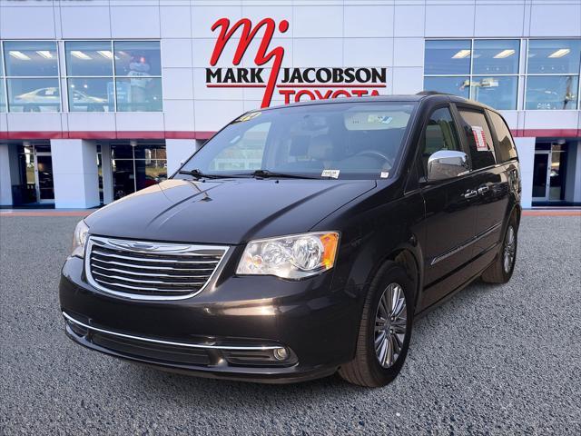 2014 Chrysler Town & Country