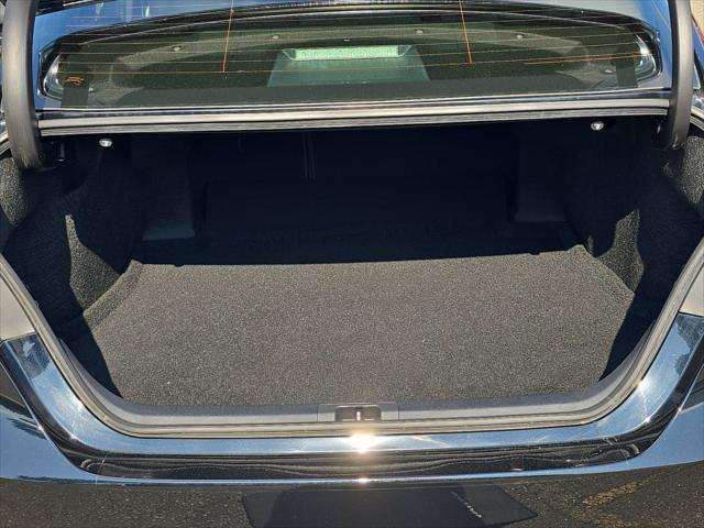 Photo of 2023 Midnight Black Metallic Toyota Camry
