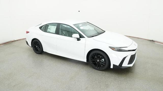 Photo of 2025 Ice Cap Toyota Camry
