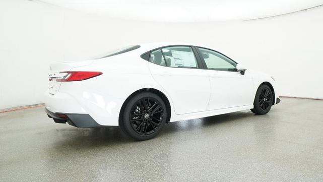 Photo of 2025 Ice Cap Toyota Camry