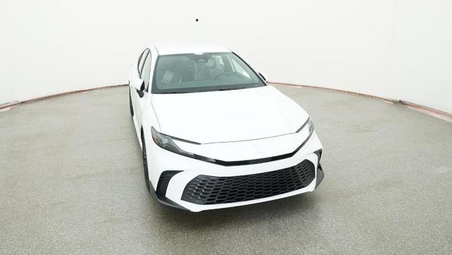 Photo of 2025 Ice Cap Toyota Camry