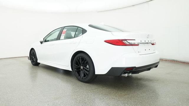 Photo of 2025 Ice Cap Toyota Camry