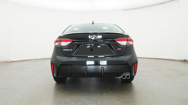 Photo of 2025 Midnight Black Metallic Toyota Corolla