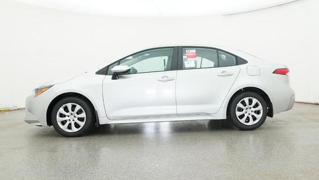 Photo of 2025 Classic Silver Metallic Toyota Corolla