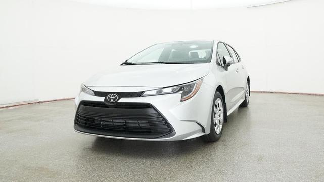Photo of 2025 Classic Silver Metallic Toyota Corolla