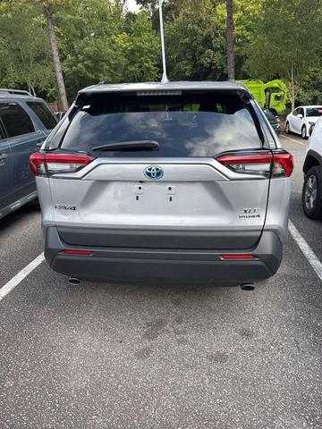 Photo of 2022 Silver Sky Metallic Toyota RAV4 Hybrid
