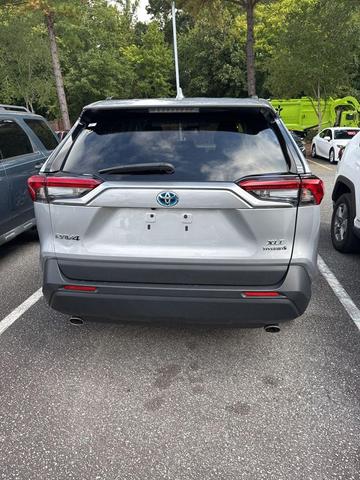 Photo of 2022 Silver Sky Metallic Toyota RAV4 Hybrid