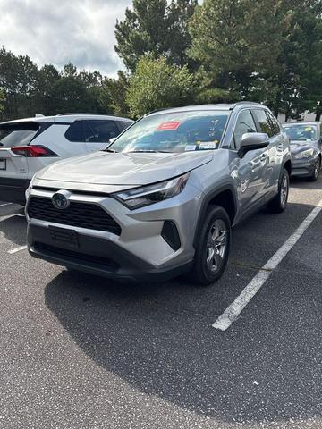 Photo of 2022 Silver Sky Metallic Toyota RAV4 Hybrid