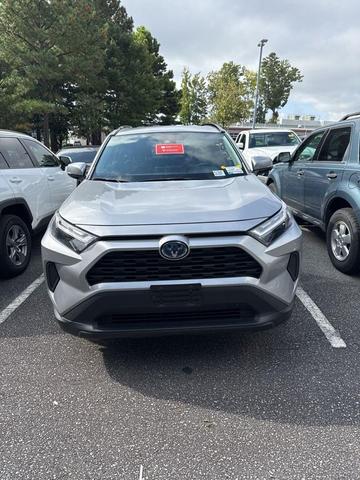 Photo of 2022 Silver Sky Metallic Toyota RAV4 Hybrid