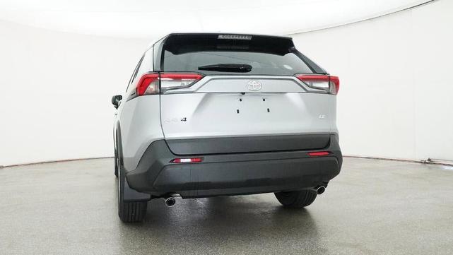 Photo of 2025 Silver Sky Metallic Toyota RAV4