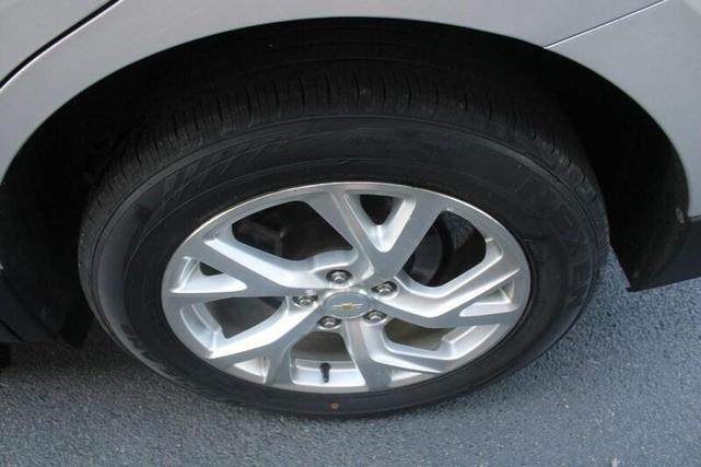 Photo of 2019 Silver Chevrolet Equinox