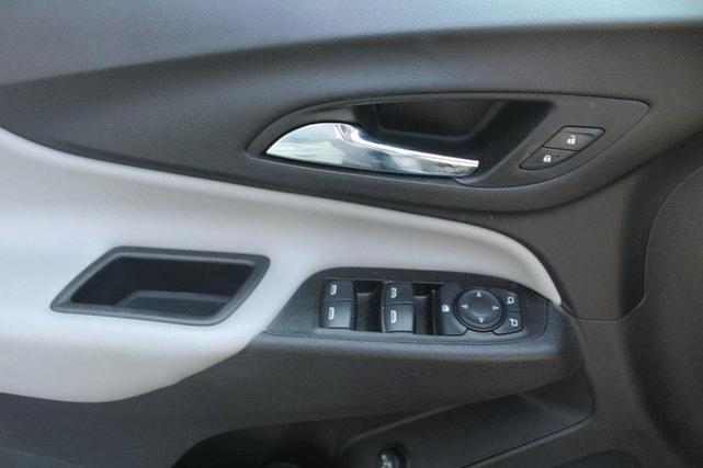 Photo of 2019 Silver Chevrolet Equinox