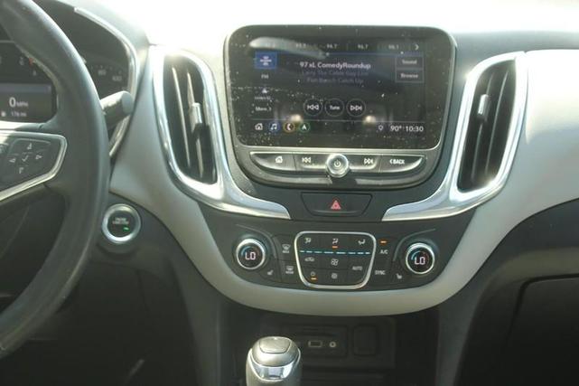 Photo of 2019 Silver Chevrolet Equinox