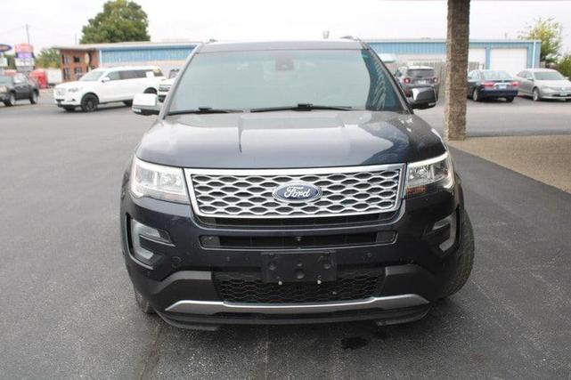 Photo of 2017 Gray Ford Explorer