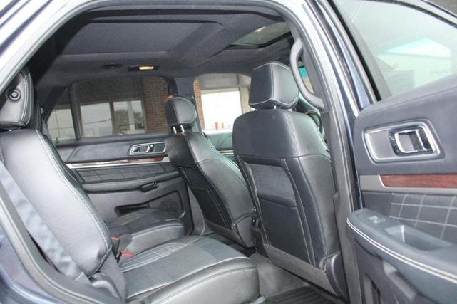 Photo of 2017 Gray Ford Explorer