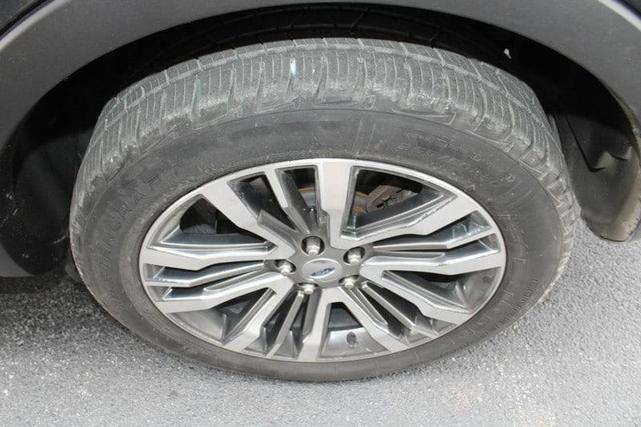 Photo of 2017 Gray Ford Explorer